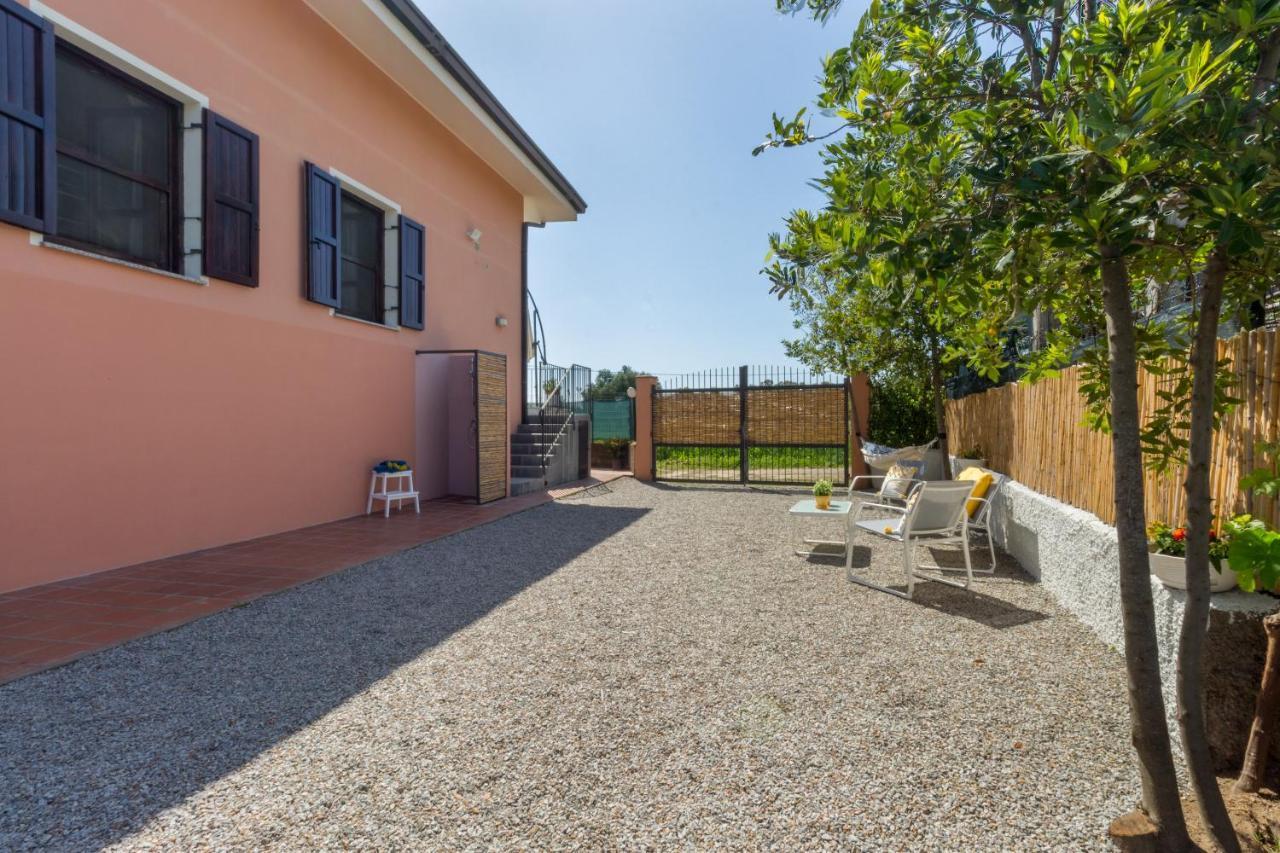 1 - Villa Is Orrosas - Apartments 1 - Sa Crai Apartments Sardinian Experience Lotzorai Exteriör bild